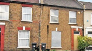 Updating in  ILFORD photo